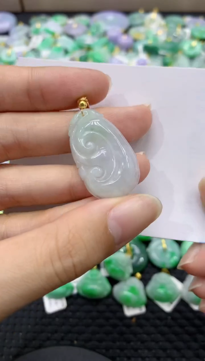 颈饰未镶嵌翡翠天然缅甸翡翠A货