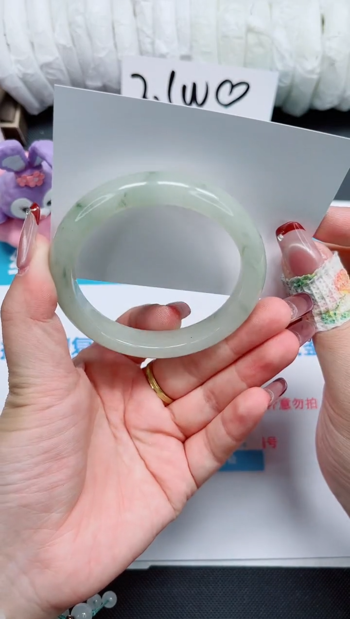 【闪购商品】石英质玉手镯未镶嵌165