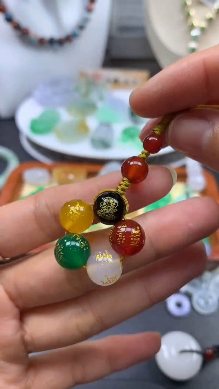 【闪购商品】玛瑙/玉髓颈饰未镶嵌玉髓多样性发
