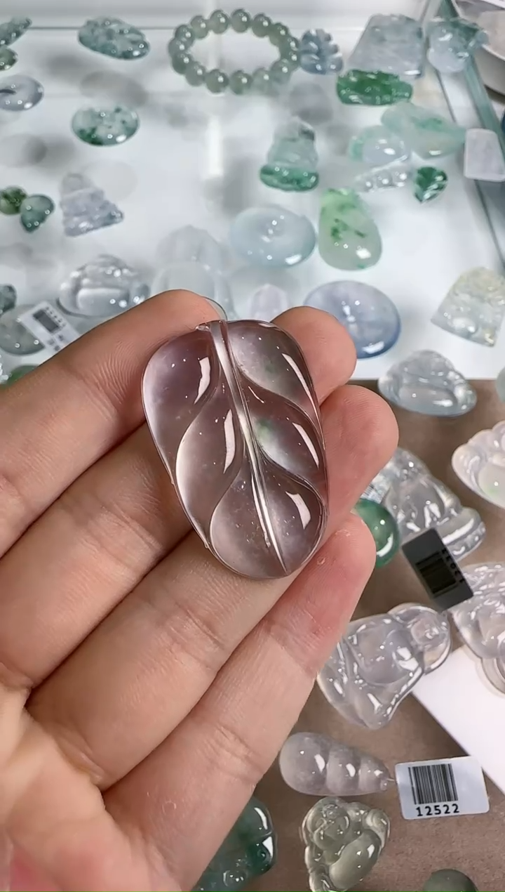 【闪购商品】翡翠吊坠(不含链)未镶嵌··