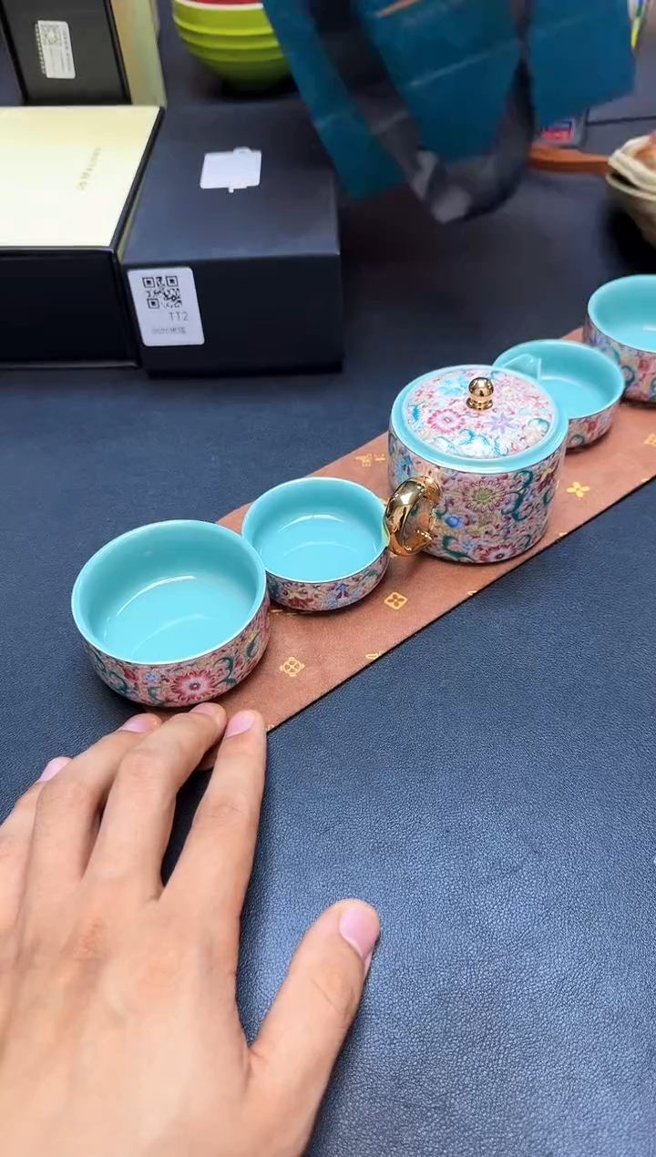 瓷片全新正品一件不留@@WL77