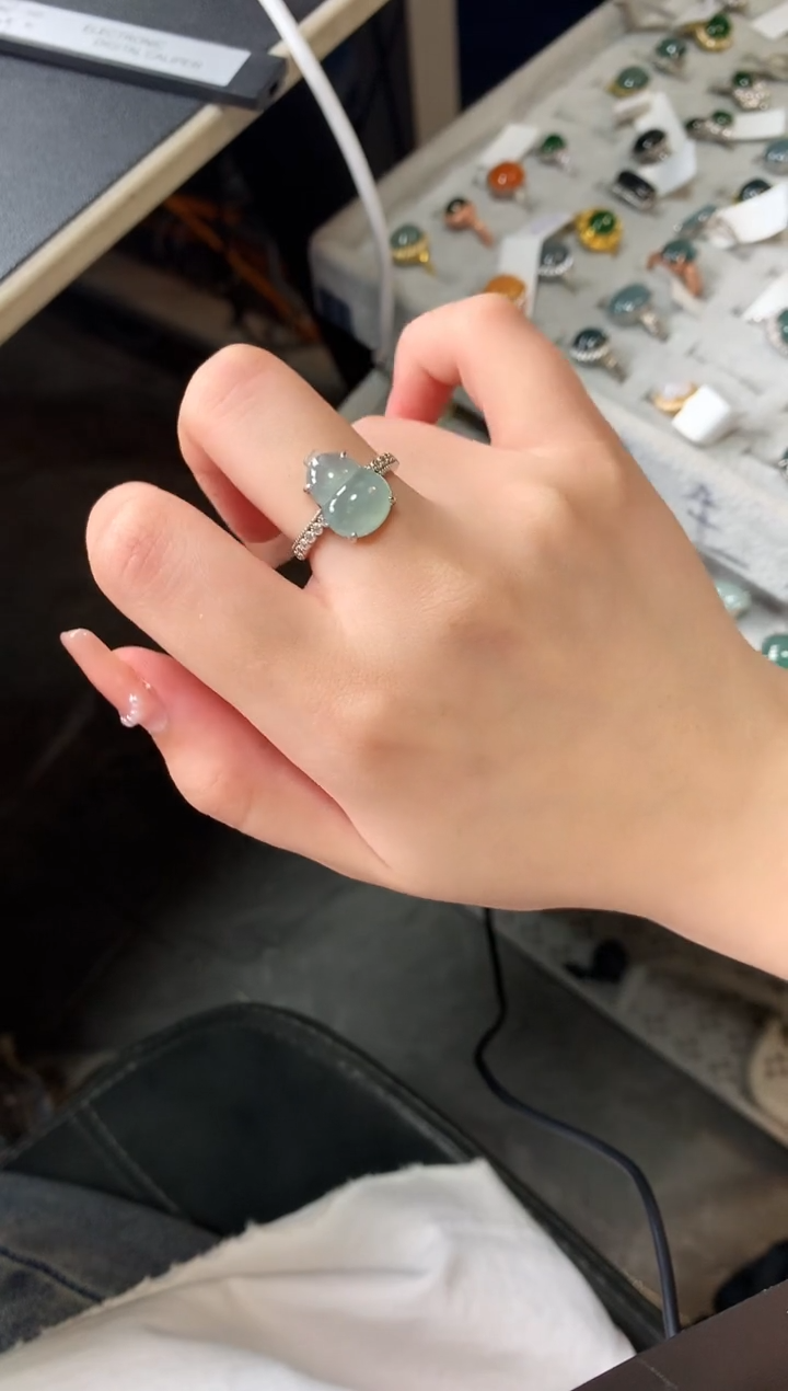 【闪购商品】翡翠戒指银S925镶嵌5124