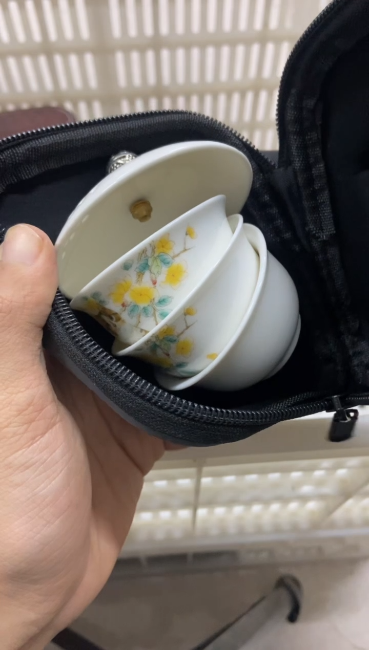 杯子瓷无运费险有瑕疵的摄影的产品有使用过的痕迹有点脏介意勿拍