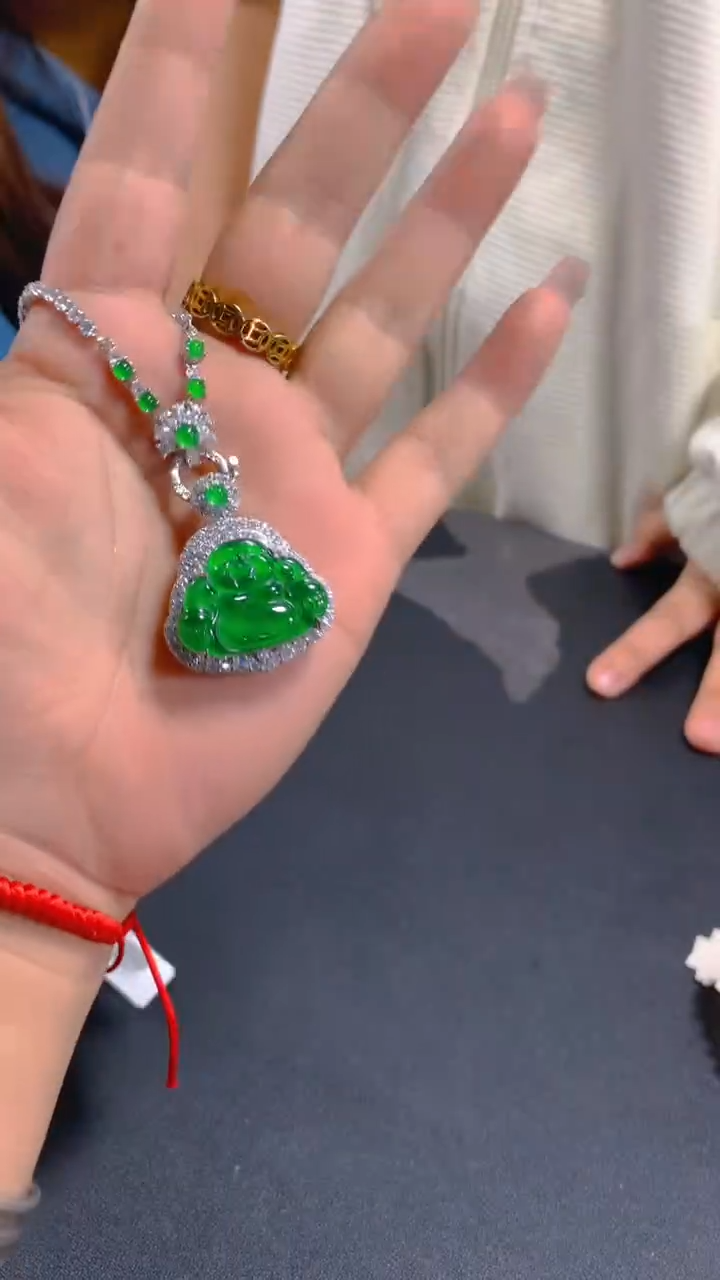 【闪购商品】翡翠吊坠(赠链)未镶嵌0498297048多样性发其一