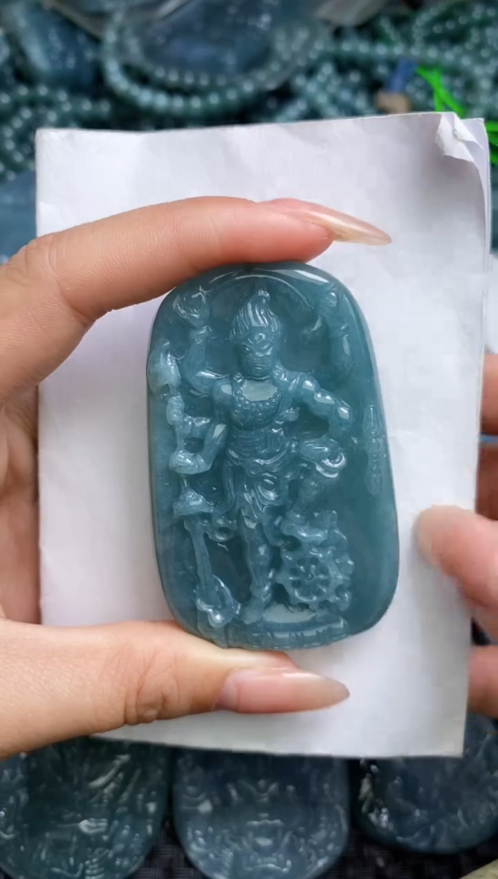 【闪购商品】翡翠颈饰未镶嵌          