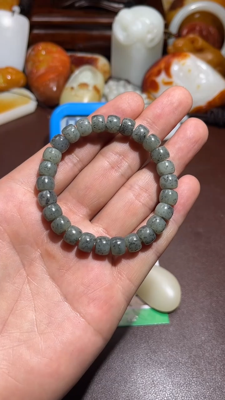 未镶嵌和田玉把件用****4和田玉