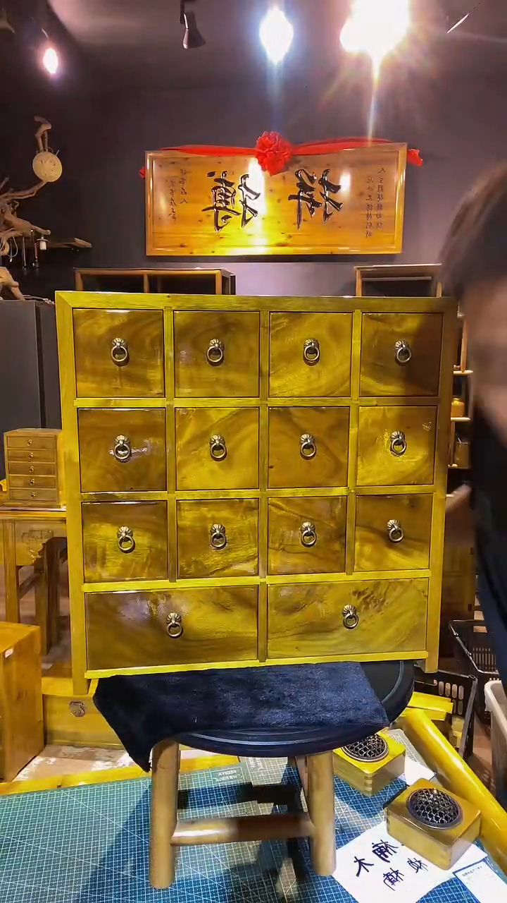 木金丝楠木制品多宝柜47/48/21