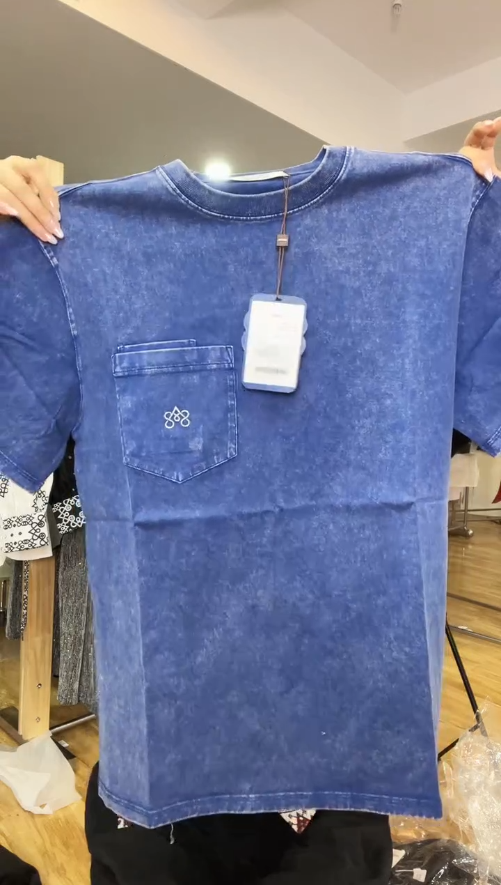 M码     140斤  半袖