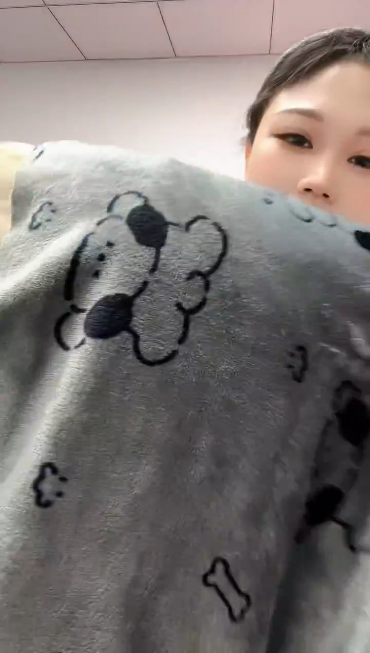 法兰绒2.5X1.8左右以主播所说为准