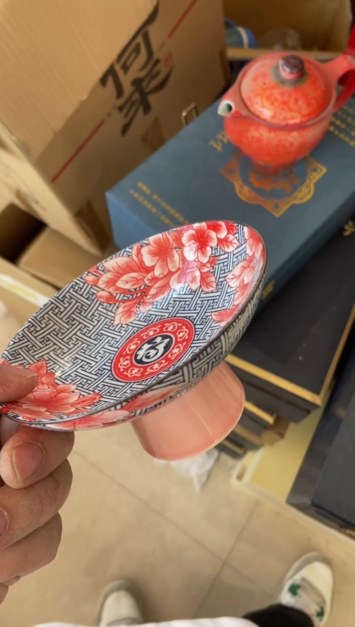 无运费险有瑕疵的摄影的产品有使用过的痕迹有点脏介意勿拍