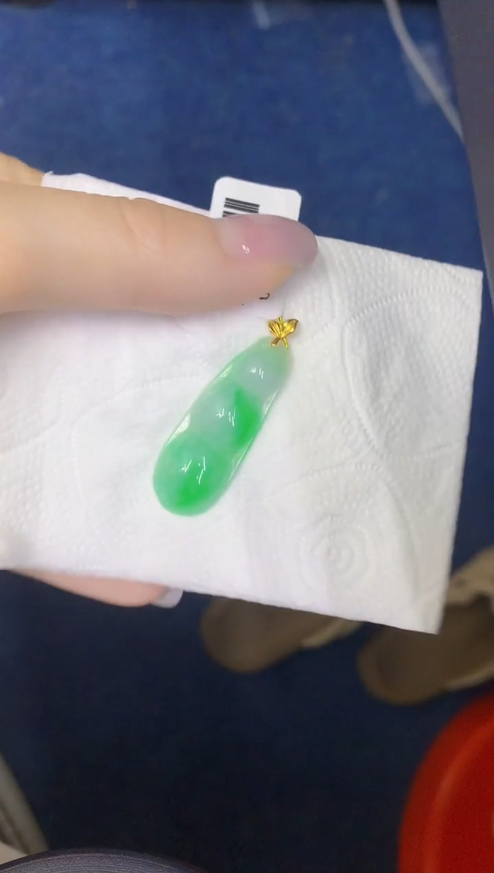 颈饰18K金镶嵌翡翠缅甸天然翡翠A货