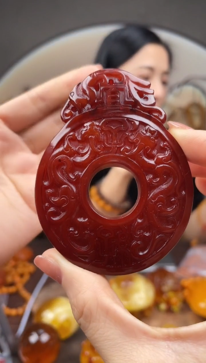 【闪购商品】琥珀裸石未镶嵌首饰 假1赔4 （多样性发货1件