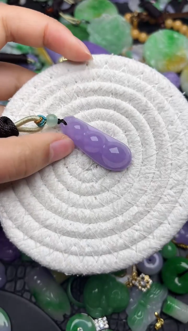 颈饰未镶嵌翡翠缅甸翡翠吊坠