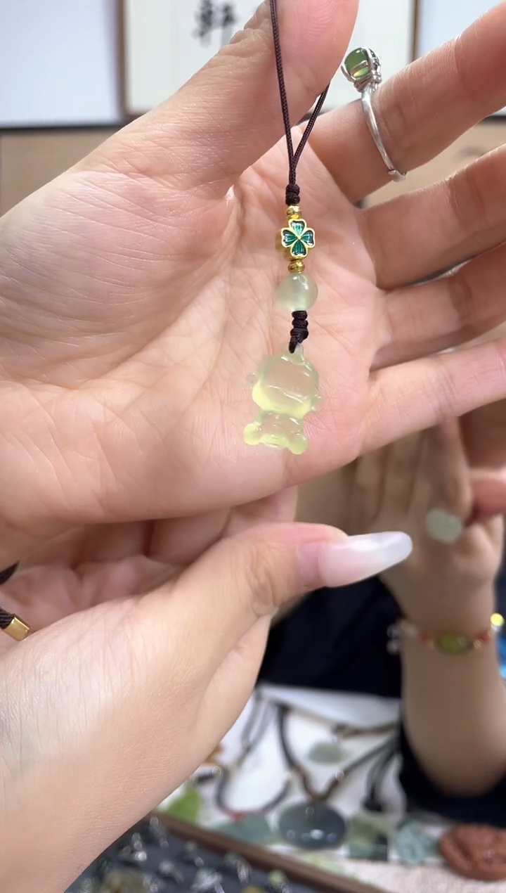 【闪购商品】岫玉手机链未镶嵌多样性发货其中发一