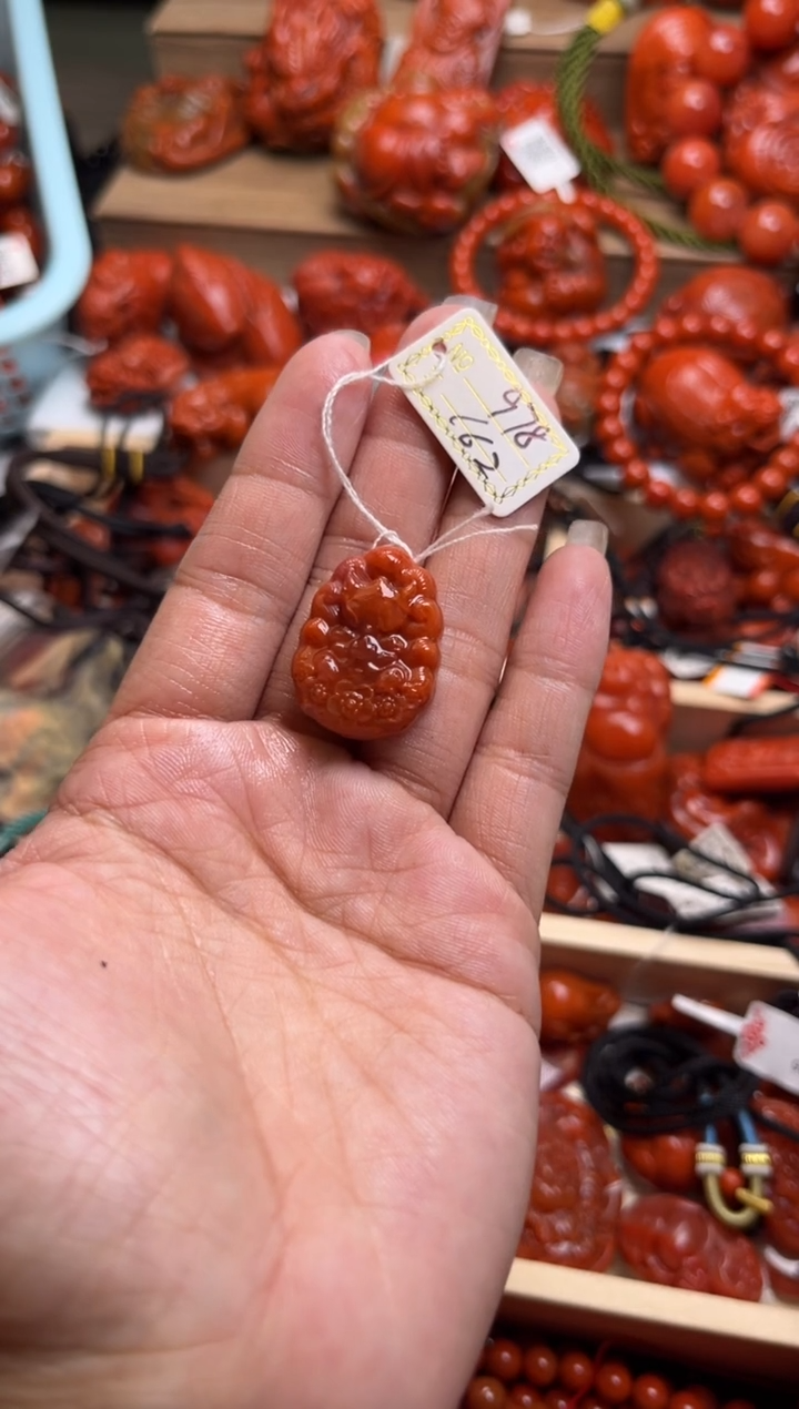 【闪购商品】南红玛瑙珠宝奇石未镶嵌978