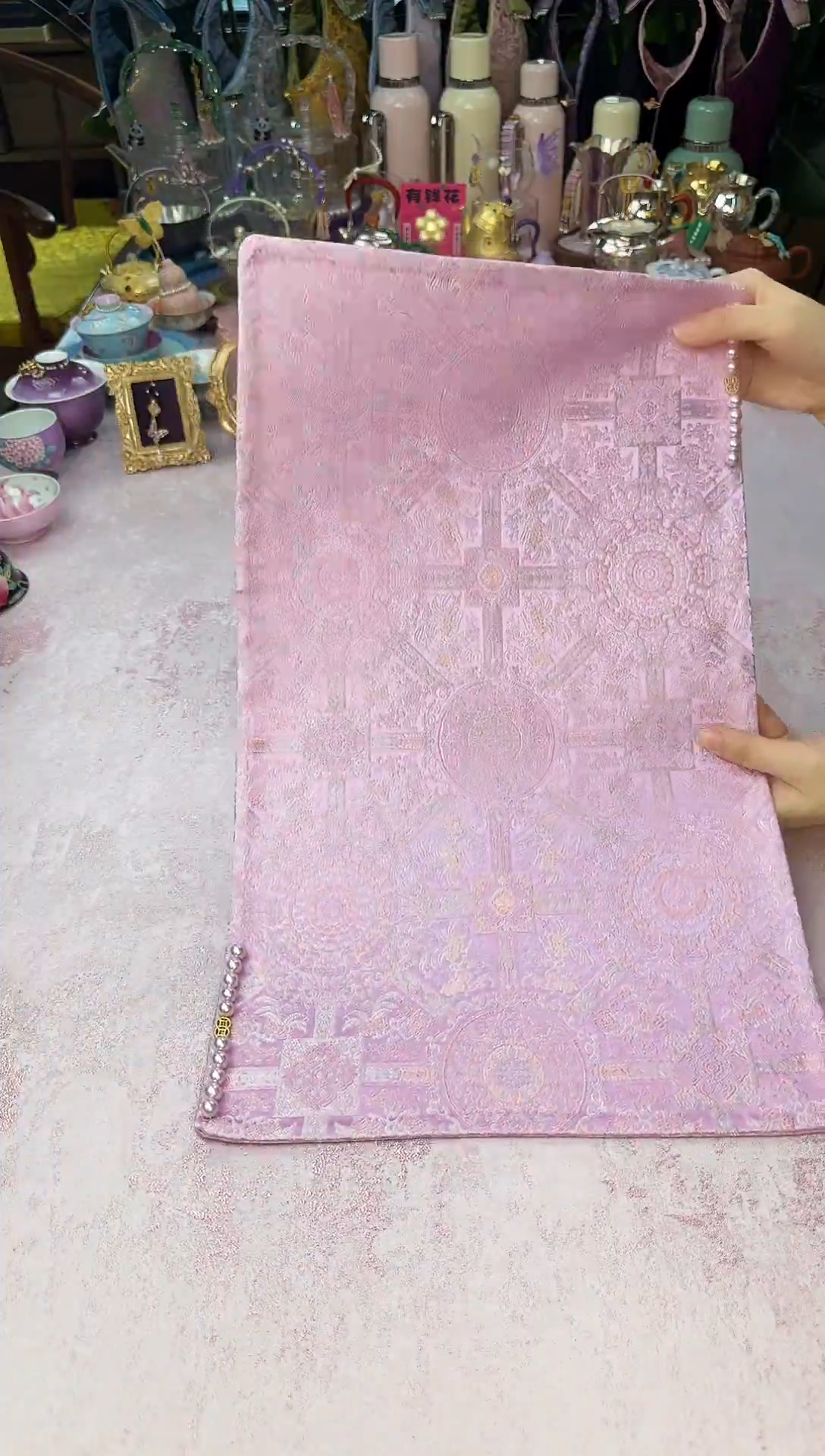 45 粉紫色宝象花茶席