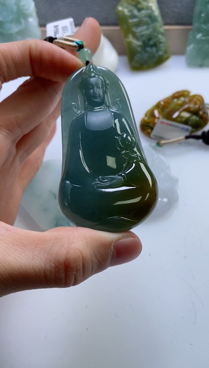【闪购商品】翡翠挂件未镶嵌               