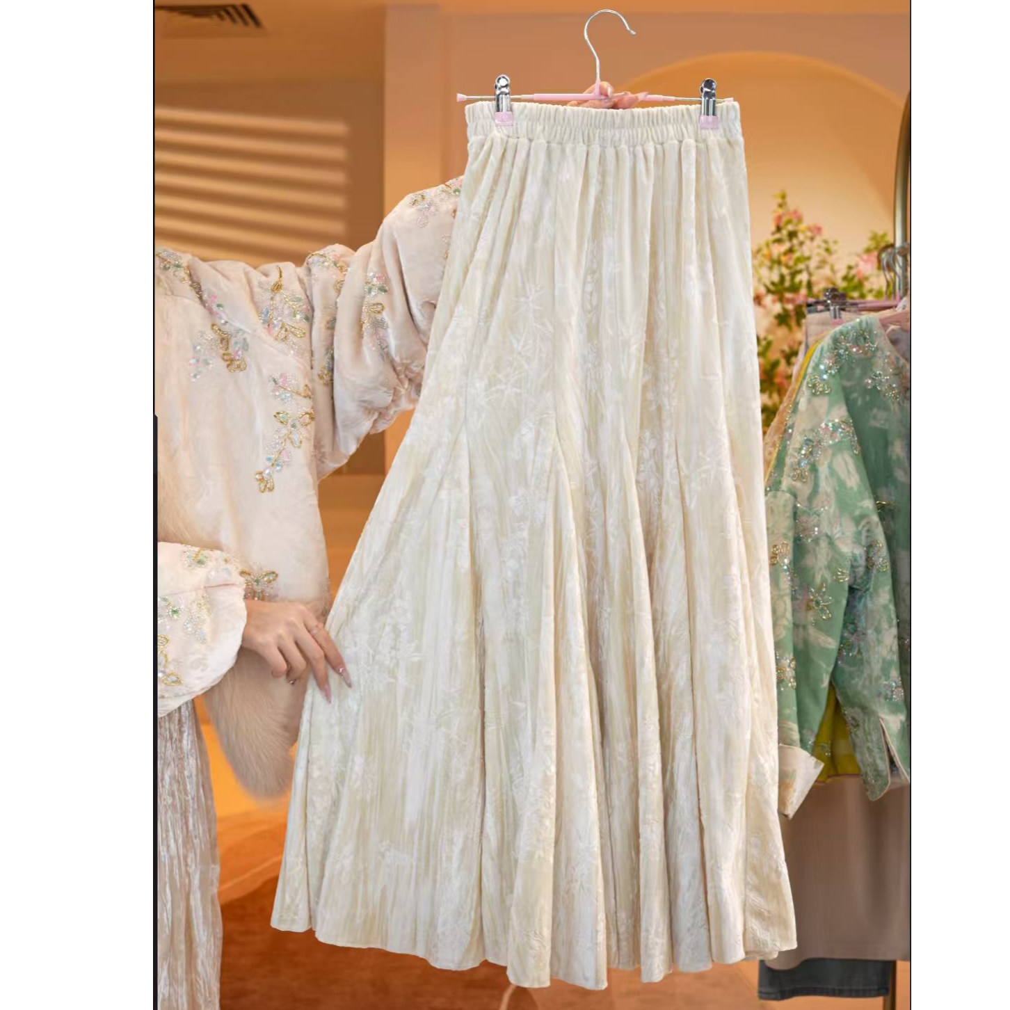 千娇百媚/2025丝绒重工天花板秋冬半裙2025d518—婷婷婷杭锦仓