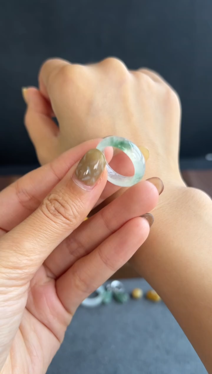 【闪购商品】翡翠吊坠(不含链)未镶嵌608买断12