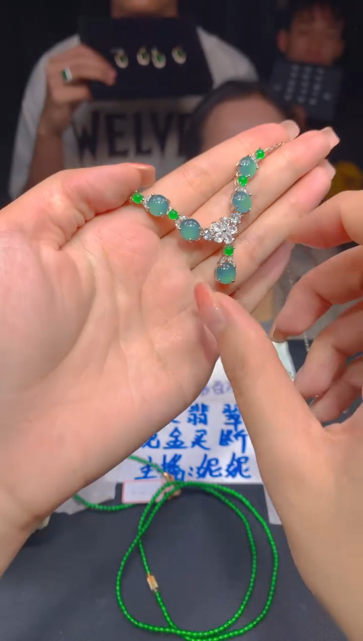 【闪购商品】定制翡翠未镶嵌38多样性发货（发其一）