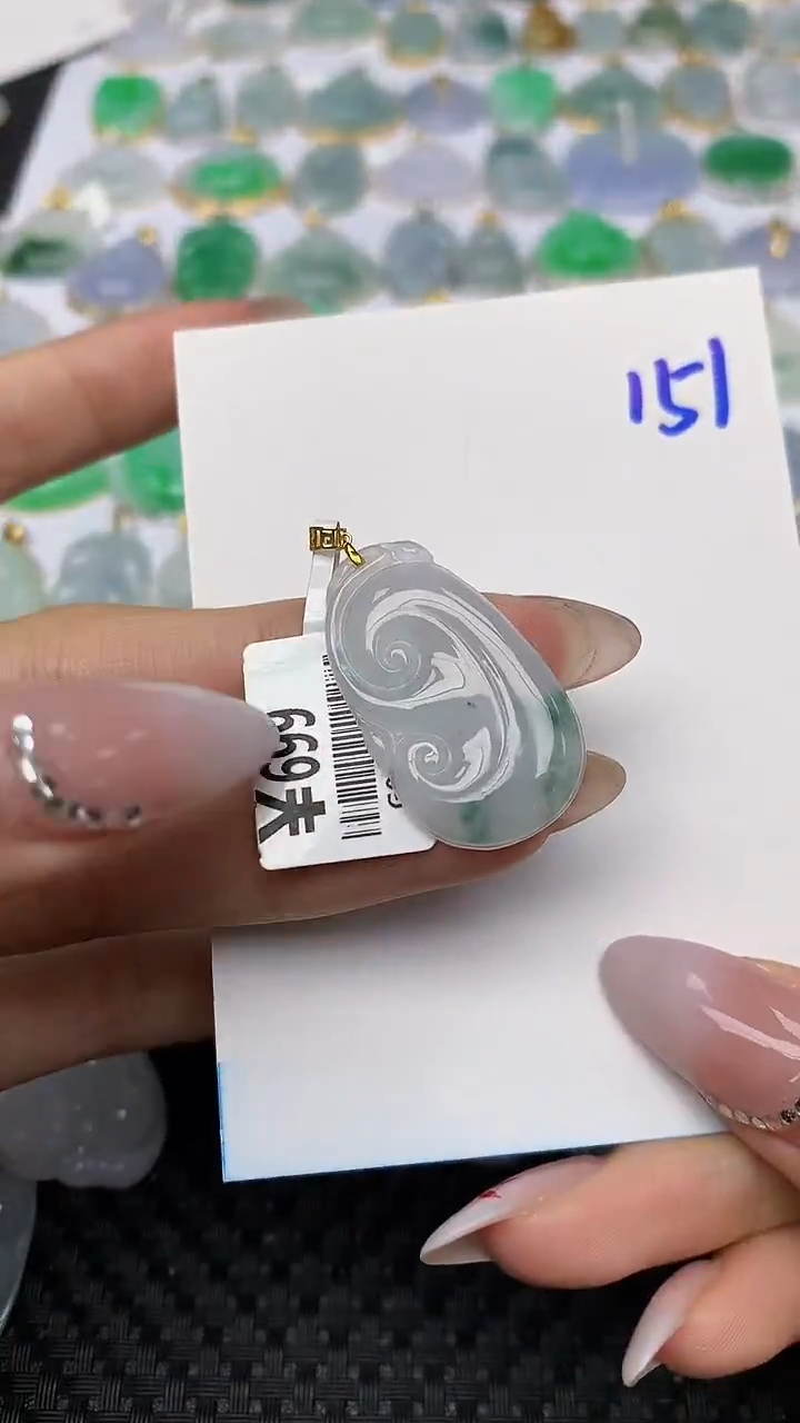 【闪购商品】翡翠颈饰18K金镶嵌 天然翡翠A货