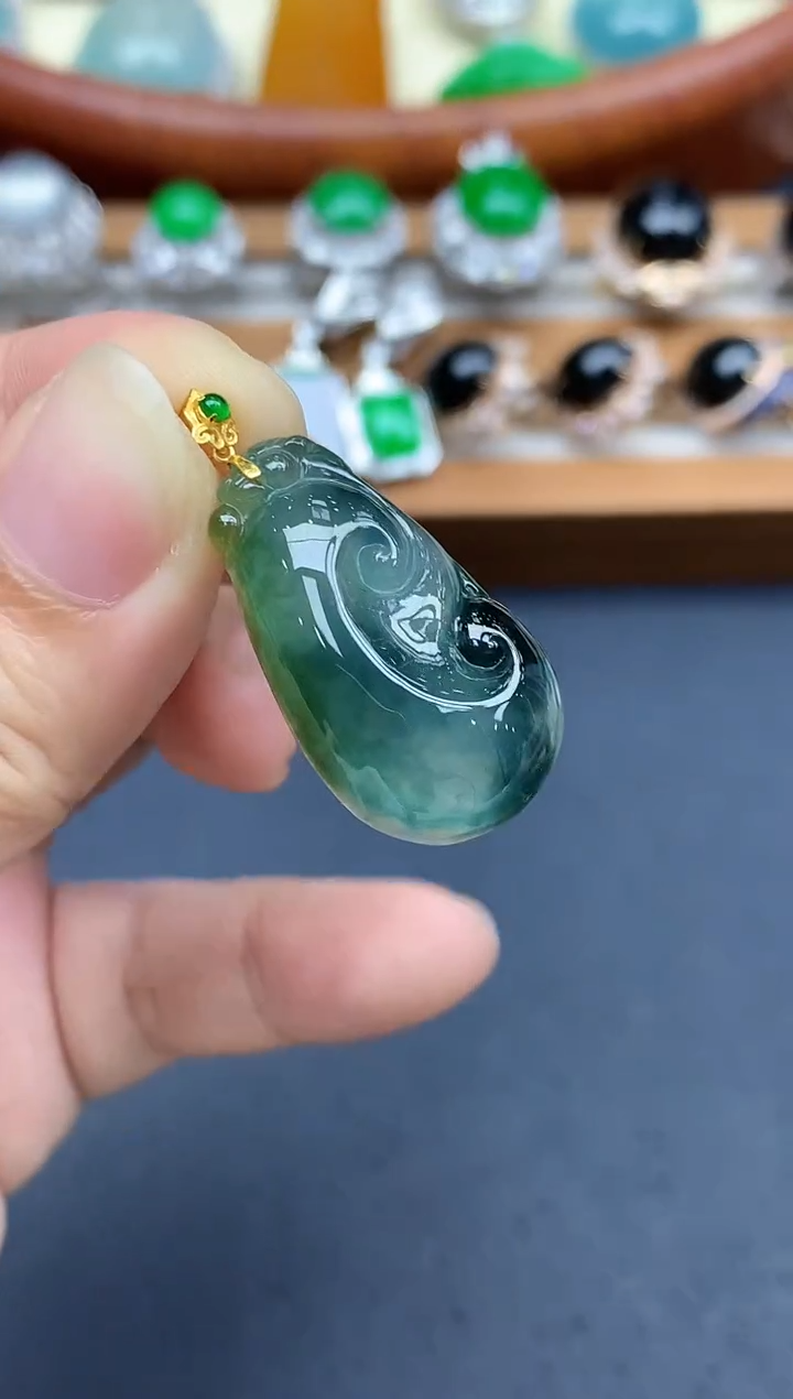 颈饰18K金镶嵌翡翠239-中国好珍宝