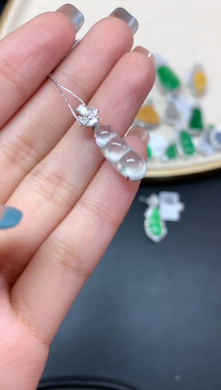 【闪购商品】翡翠吊坠(不含链)18K金镶嵌吊坠A177|5980