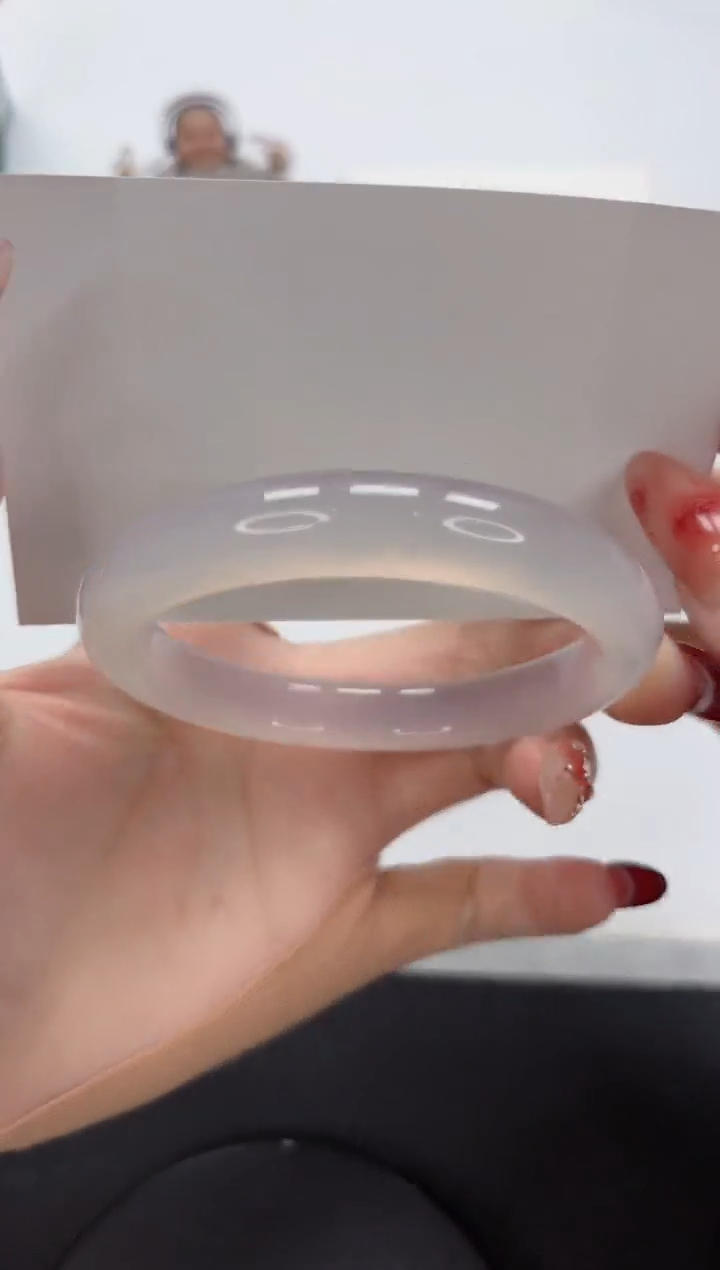 【闪购商品】石英质玉手镯未镶嵌A27-58.4