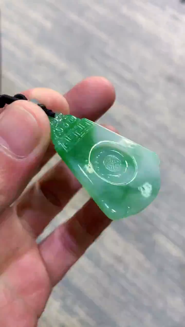 颈饰未镶嵌翡翠天然A货翡翠