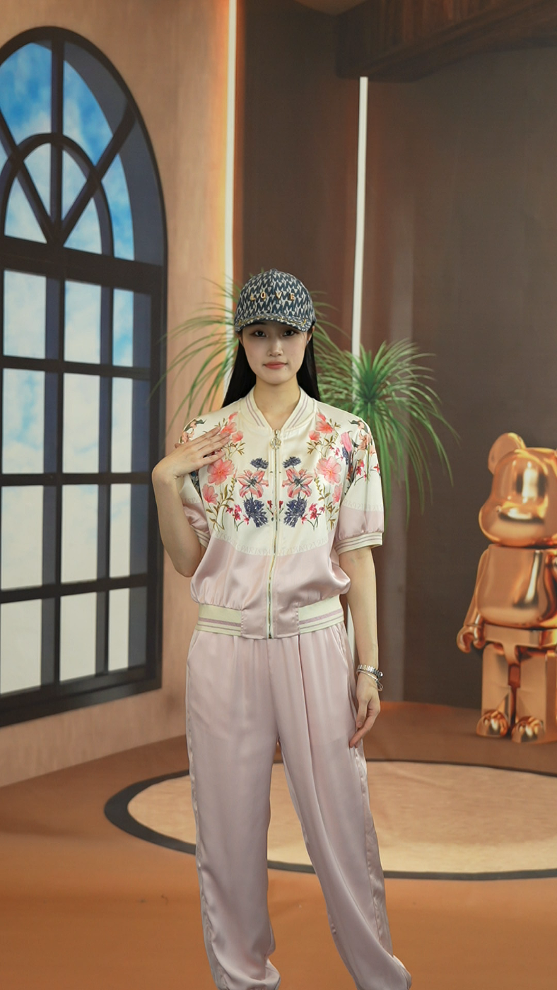 【A14】春款潮流上新套装运动休闲男女同款蝴蝶时尚宽松套装