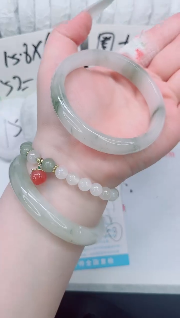 石英质玉手镯未镶嵌b55-59.7