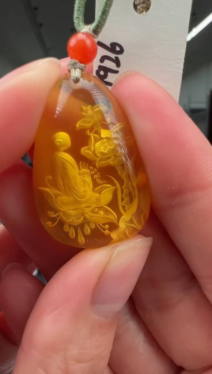 琥珀颈饰未镶嵌吊坠