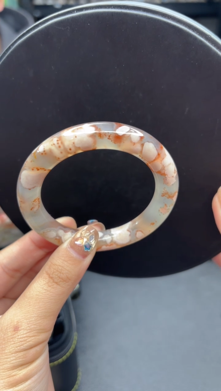 【闪购商品】石英质玉手镯未镶嵌615（55圈）