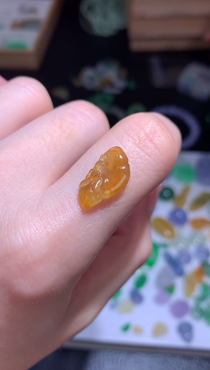 未镶嵌定制翡翠蝴蝶