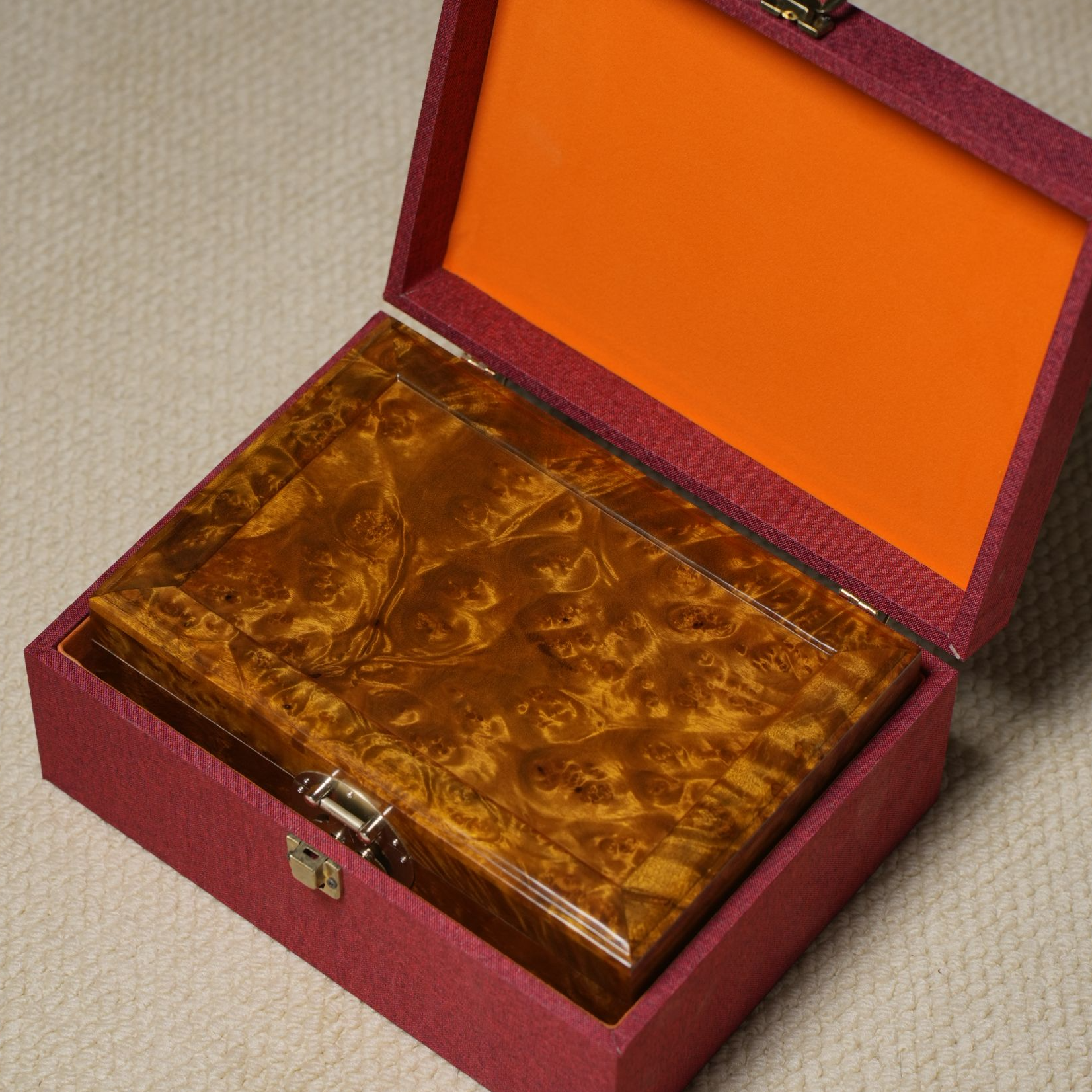 黄金樟留疤云锦首饰盒26*18*11cm(多样性发一件）