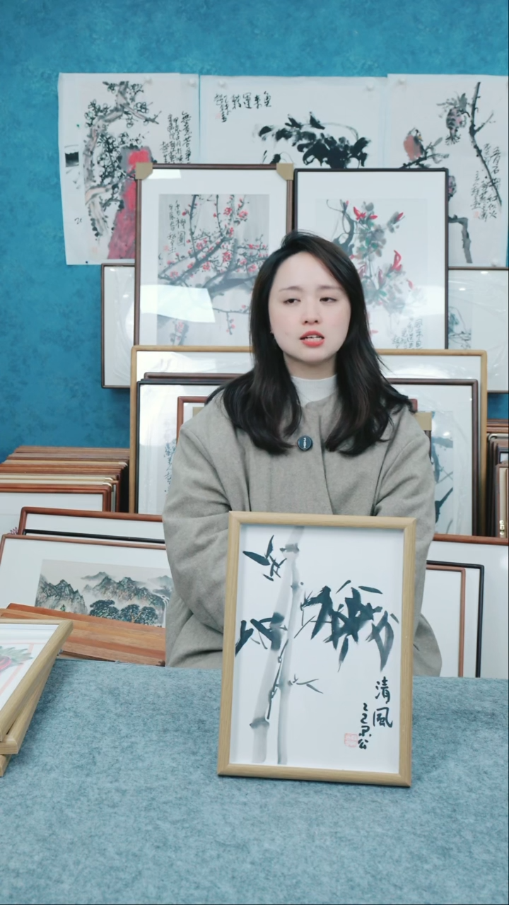 【闪购商品】国画10寸本土老师木质摆台