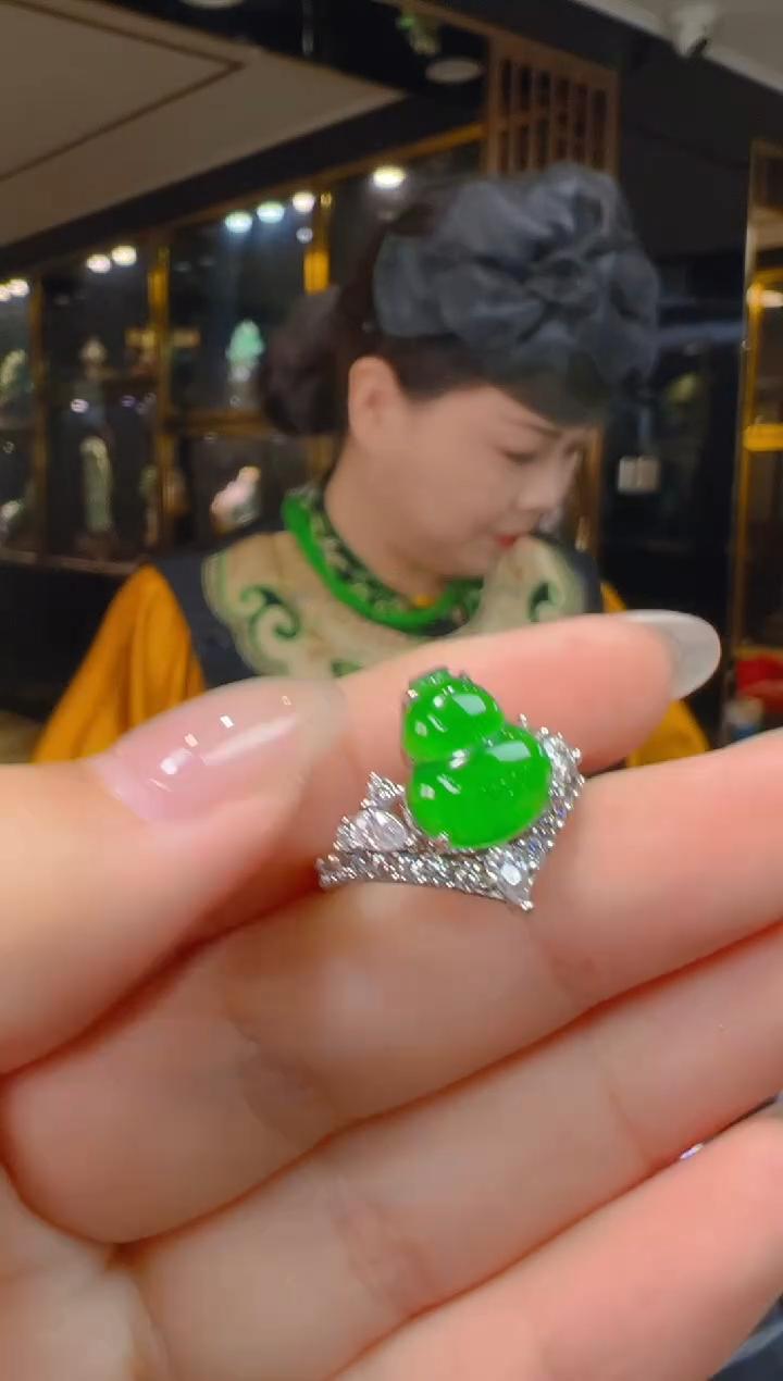 银S925镶嵌戒指翡翠063(多样性发货发其一)