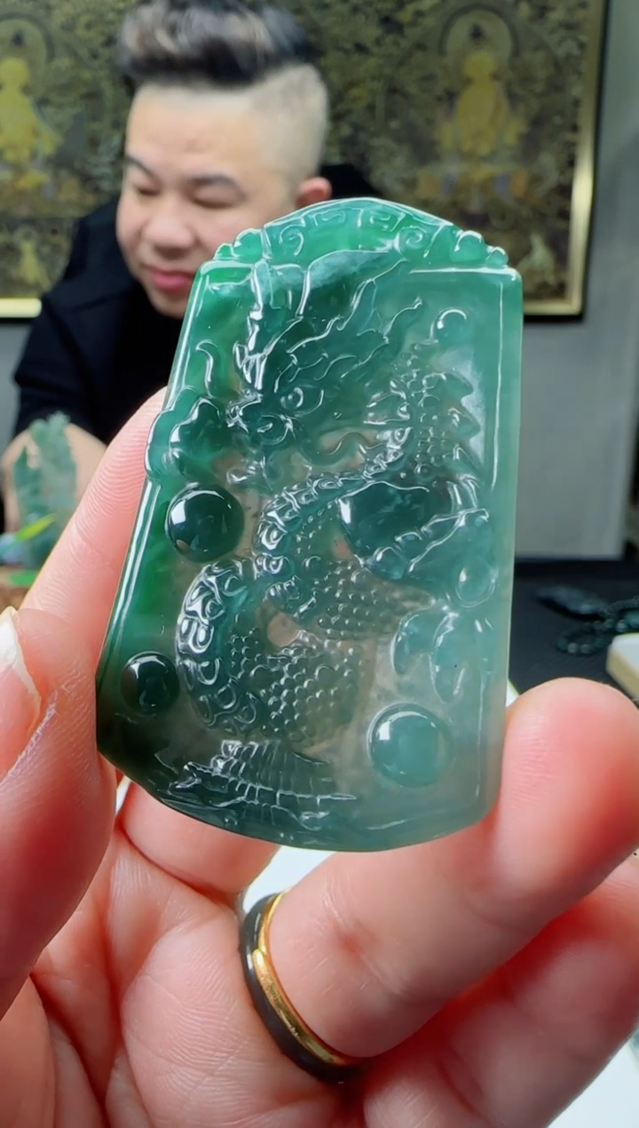 【闪购商品】翡翠颈饰未镶嵌多样性随机一件发货