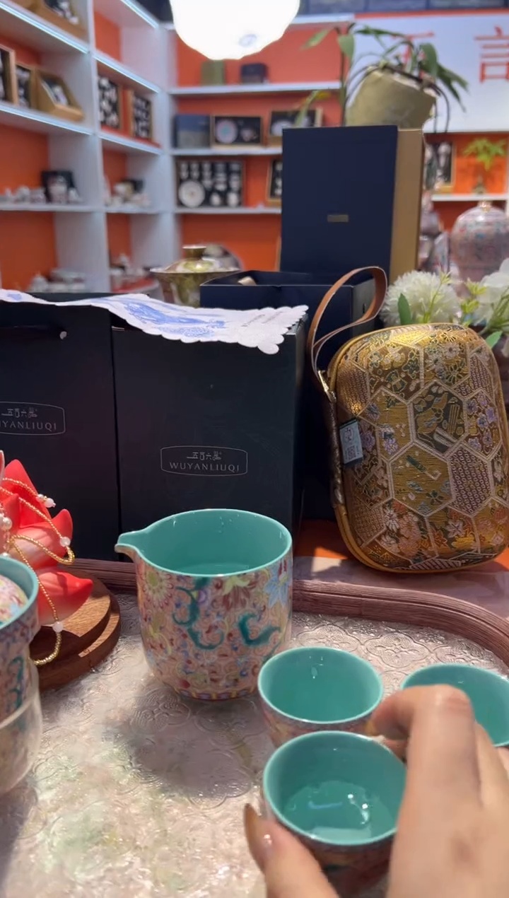 瓷片小乔闪购链接