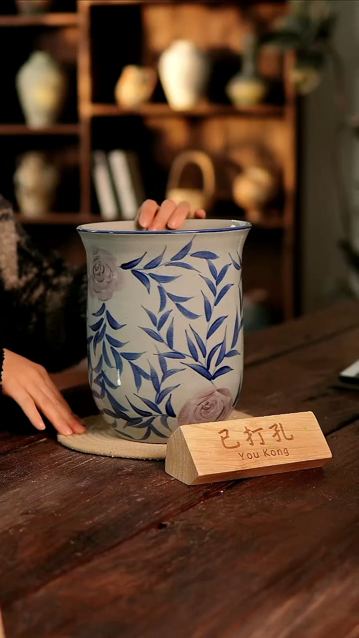 摆件26-122高24口18误差2已打孔