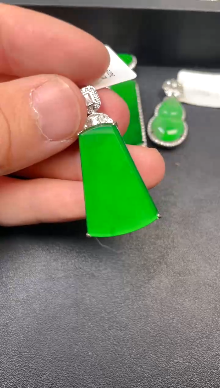 吊坠(不含链)银S925镶嵌翡翠吊坠