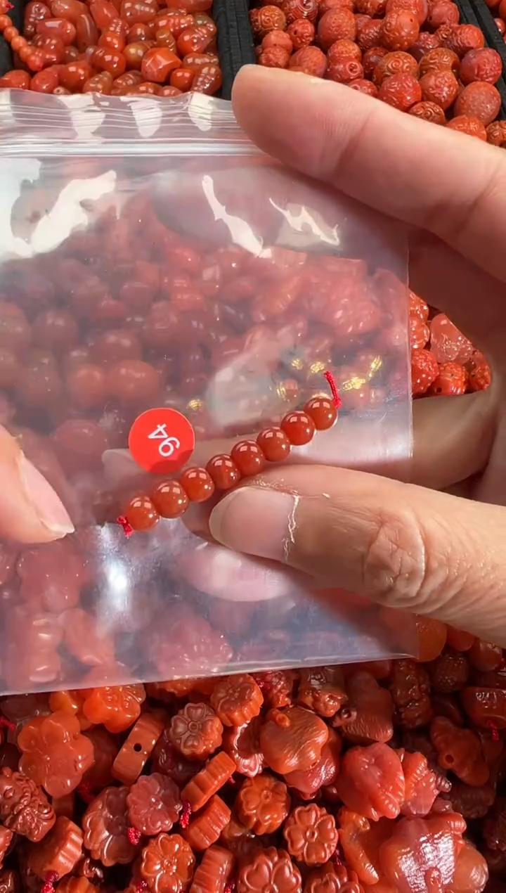 【闪购商品】南红玛瑙颈饰未镶嵌1