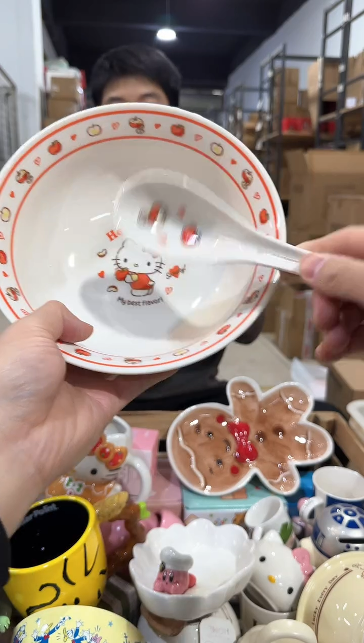 瓷片红色原盒kt猫碗勺套装