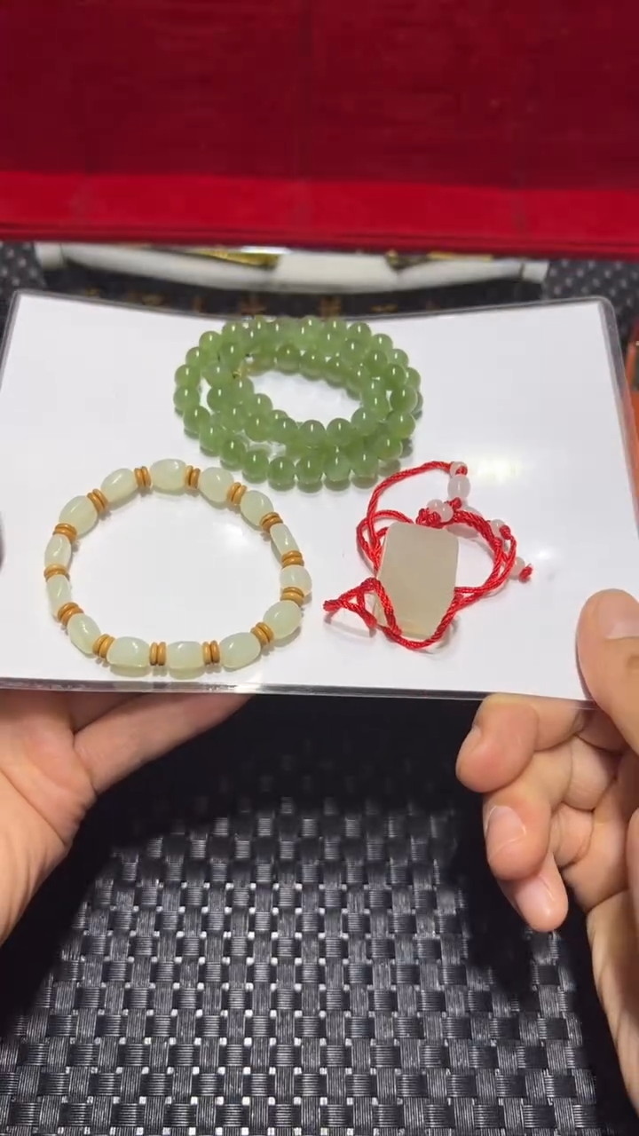 吊坠(不含链)未镶嵌和田玉云**士三件套