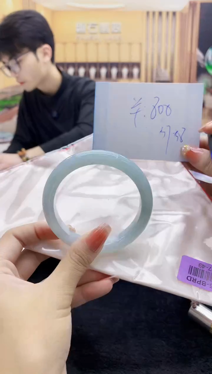 【闪购商品】翡翠手镯未镶嵌    H87-49