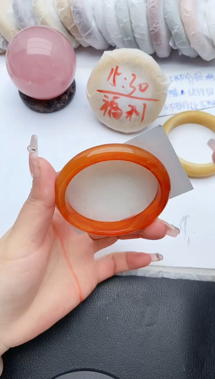 【闪购商品】石英质玉手镯未镶嵌A139+56/57