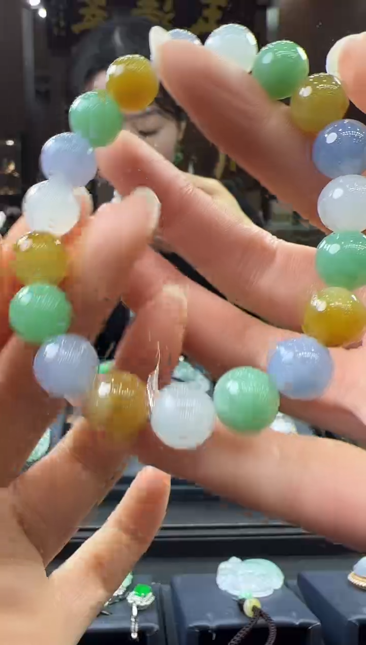 【闪购商品】翡翠挂件未镶嵌手串