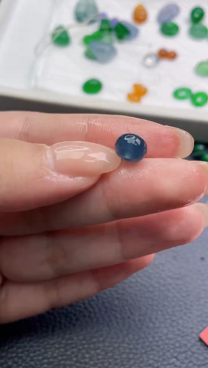 未镶嵌定制翡翠咸***豆5780
