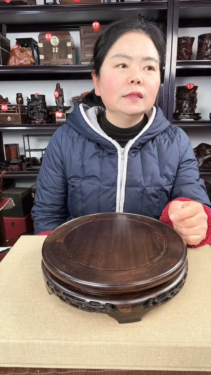 【闪购商品】木20公分老李红木工艺品