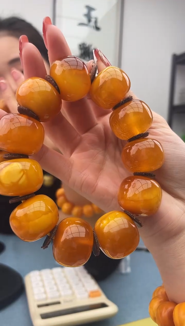 【闪购商品】蜜蜡珠宝奇石未镶嵌，假一罚十084.23